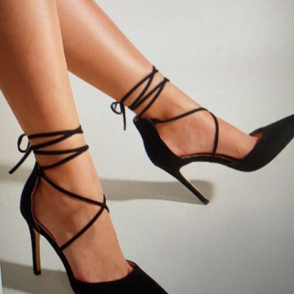 Stylish ankle straps - Picture 1 of 2